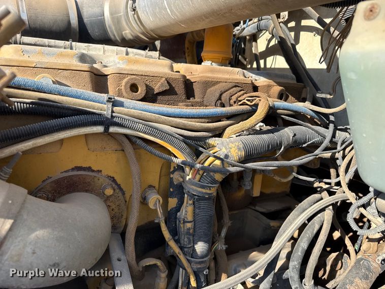 image for item GP9700 1996 Kenworth T800 winch truck