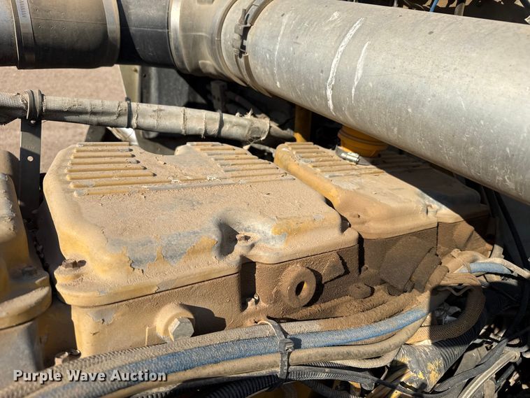 image for item GP9700 1996 Kenworth T800 winch truck