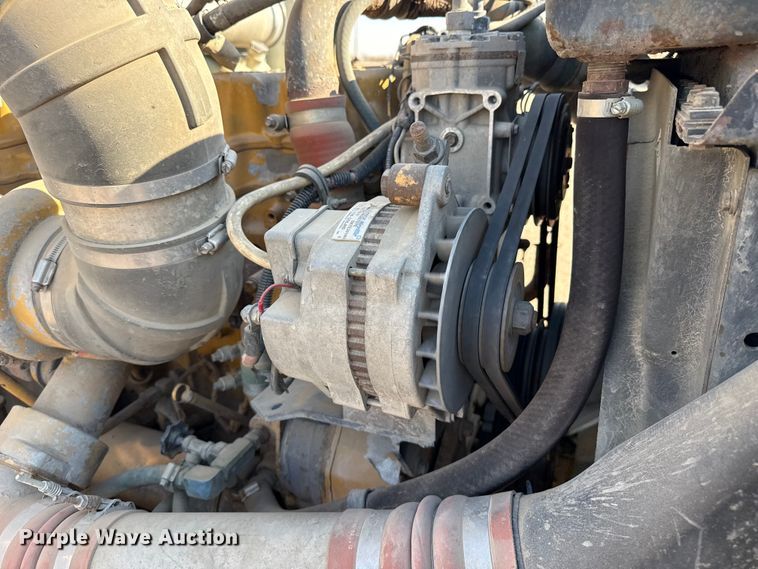 image for item GP9700 1996 Kenworth T800 winch truck