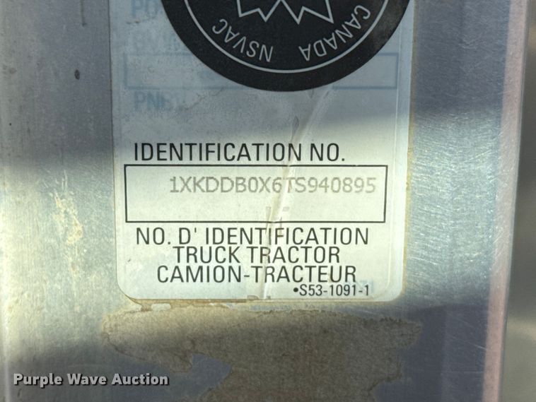 image for item GP9700 1996 Kenworth T800 winch truck