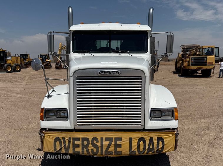 image for item GP9701 2001 Freightliner FLD semi truck
