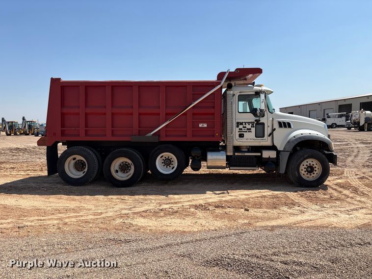 image for item GP9702 2013 Mack GU713 dump truck
