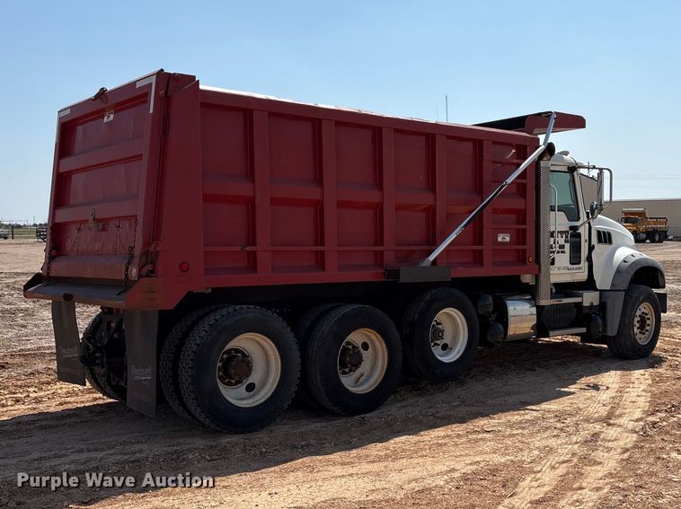 image for item GP9702 2013 Mack GU713 dump truck