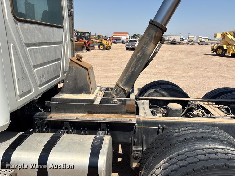 image for item GP9702 2013 Mack GU713 dump truck