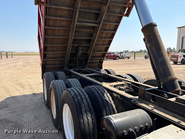 image for item GP9702 2013 Mack GU713 dump truck