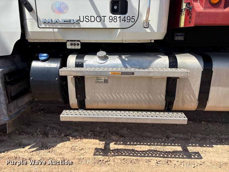 image for item GP9702 2013 Mack GU713 dump truck