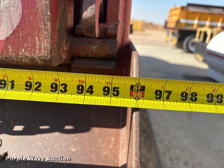 image for item GP9702 2013 Mack GU713 dump truck