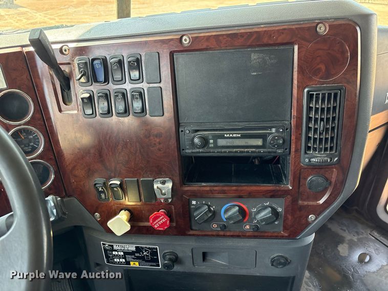 image for item GP9702 2013 Mack GU713 dump truck