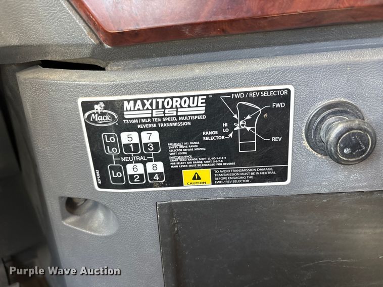 image for item GP9702 2013 Mack GU713 dump truck