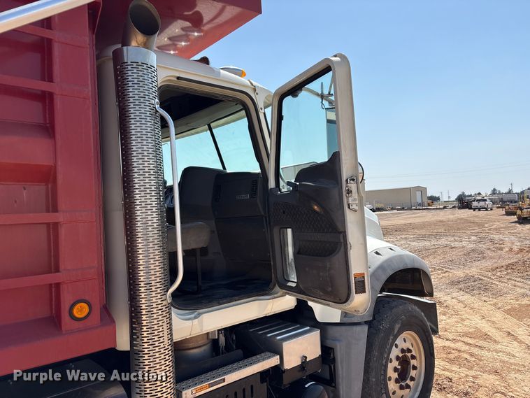 image for item GP9702 2013 Mack GU713 dump truck