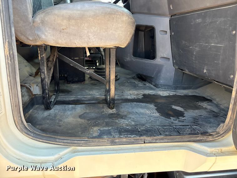 image for item GP9702 2013 Mack GU713 dump truck