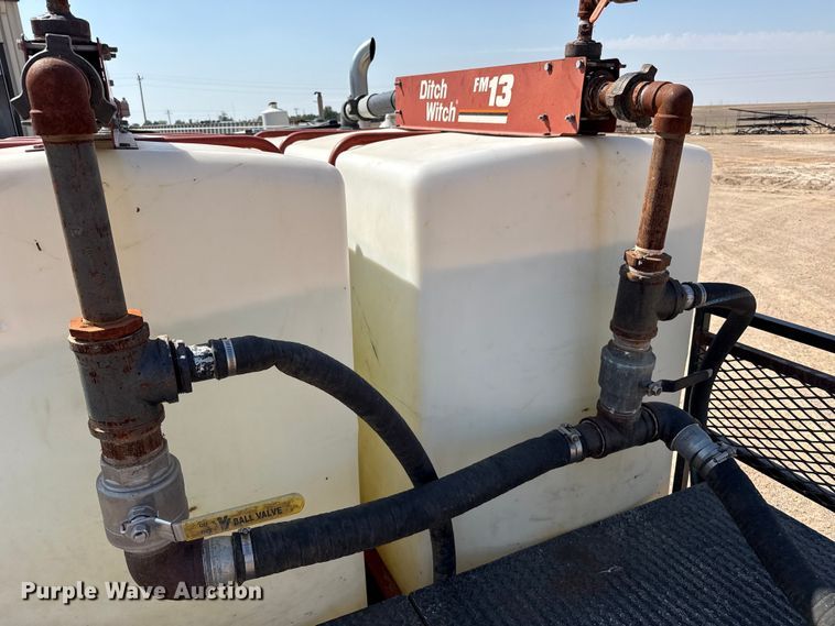 image for item GP9703 1997 Mack CH613 flatbed truck with mud mixing system