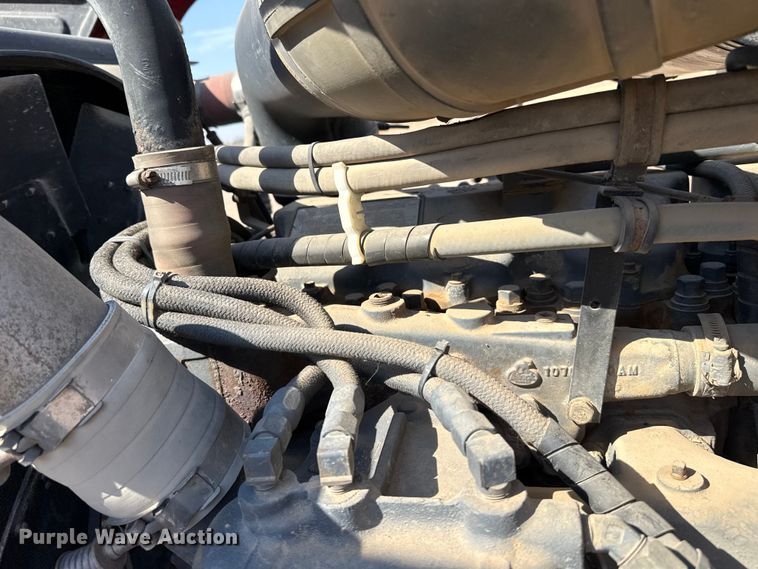 image for item GP9703 1997 Mack CH613 flatbed truck with mud mixing system