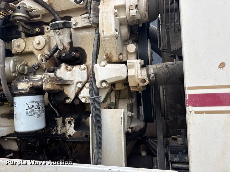 image for item GP9706 2001 Kenworth T300 hydrovac truck