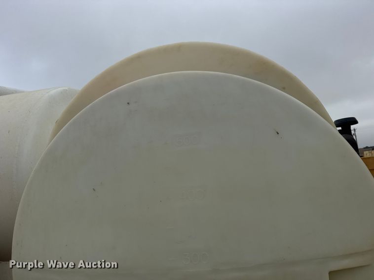 image for item GP9706 2001 Kenworth T300 hydrovac truck