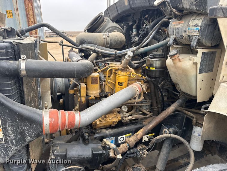 image for item GP9706 2001 Kenworth T300 hydrovac truck