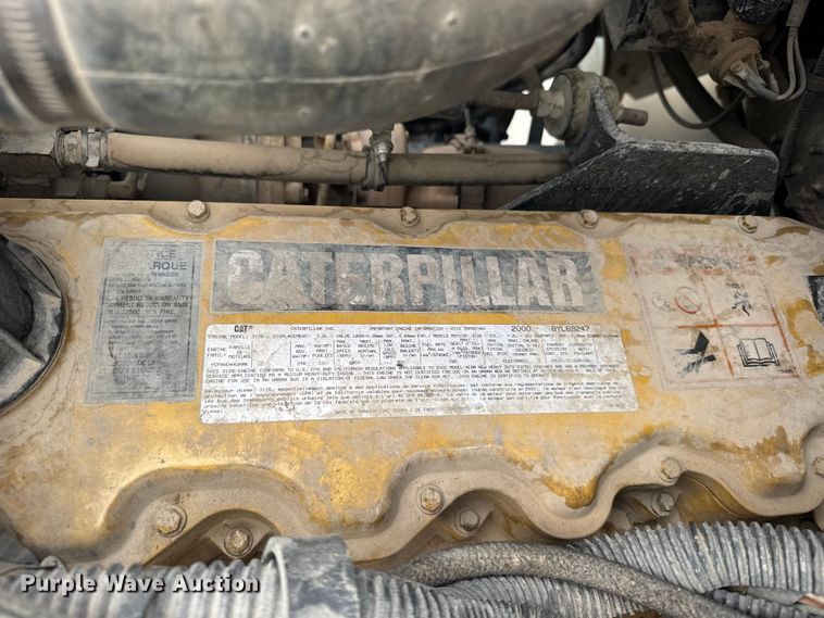 image for item GP9706 2001 Kenworth T300 hydrovac truck