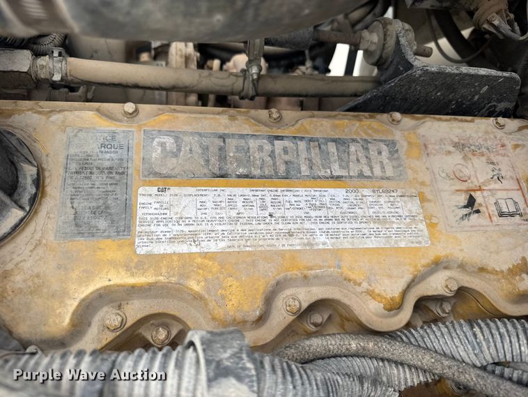 image for item GP9706 2001 Kenworth T300 hydrovac truck
