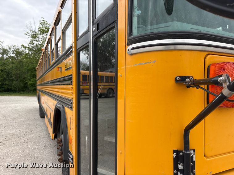 image for item DO5222 2003 Blue Bird TC2000 school bus