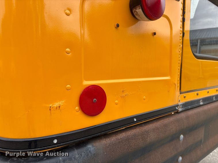 image for item DO5222 2003 Blue Bird TC2000 school bus