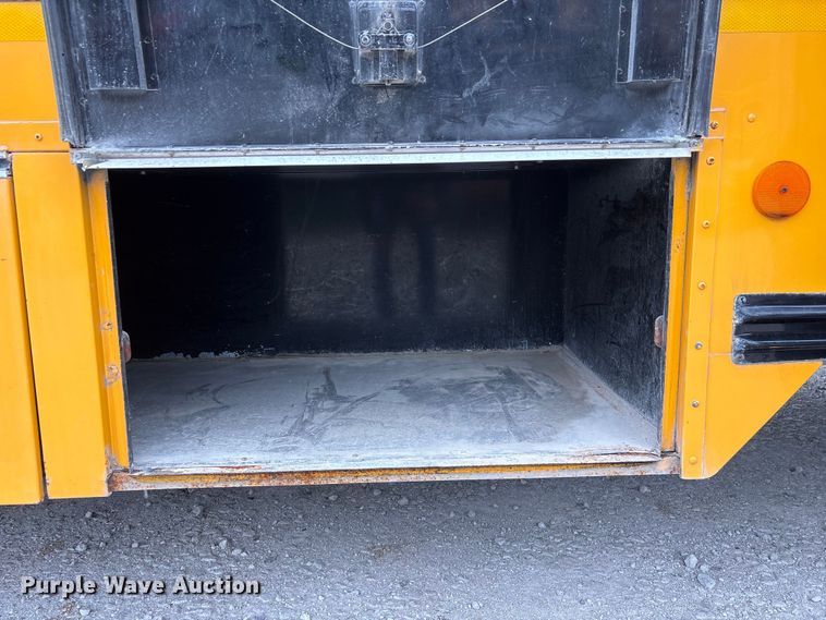 image for item DO5222 2003 Blue Bird TC2000 school bus
