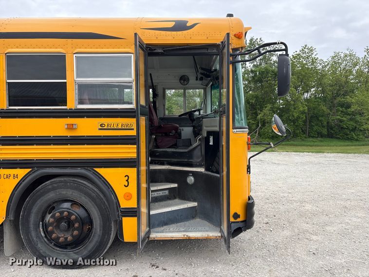 image for item DO5222 2003 Blue Bird TC2000 school bus