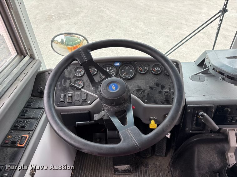 image for item DO5222 2003 Blue Bird TC2000 school bus