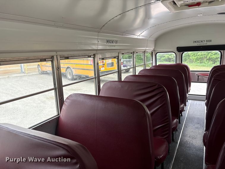 image for item DO5222 2003 Blue Bird TC2000 school bus