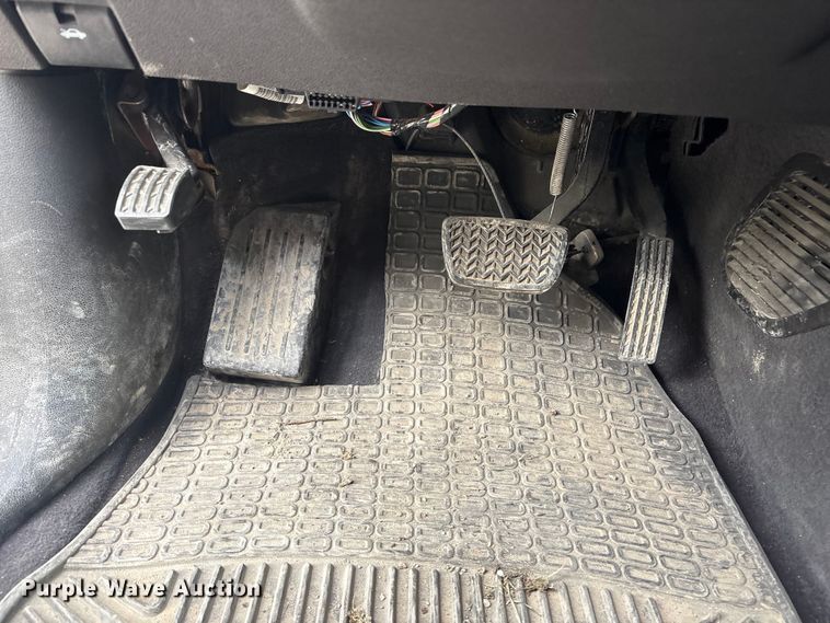 image for item DO5223 2010 Chevrolet Traverse LT SUV