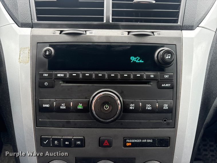 image for item DO5223 2010 Chevrolet Traverse LT SUV