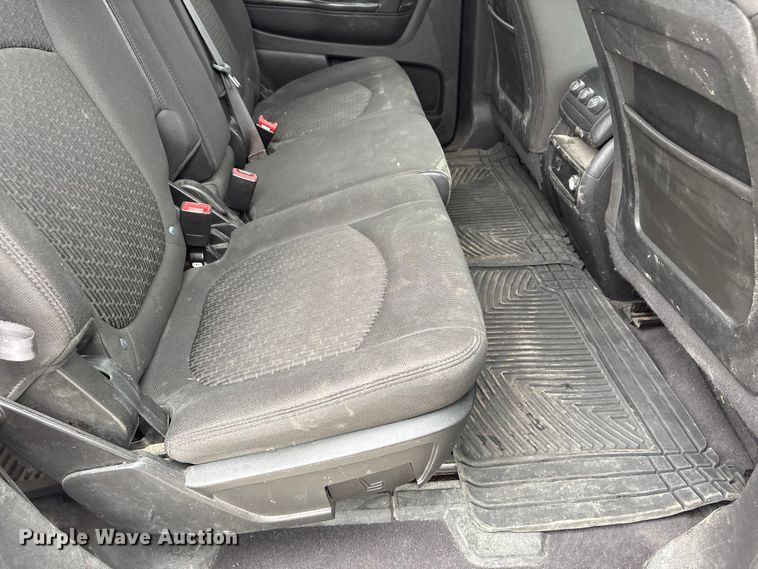 image for item DO5223 2010 Chevrolet Traverse LT SUV