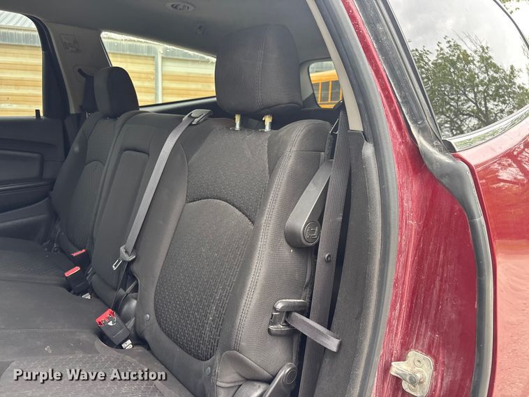 image for item DO5223 2010 Chevrolet Traverse LT SUV