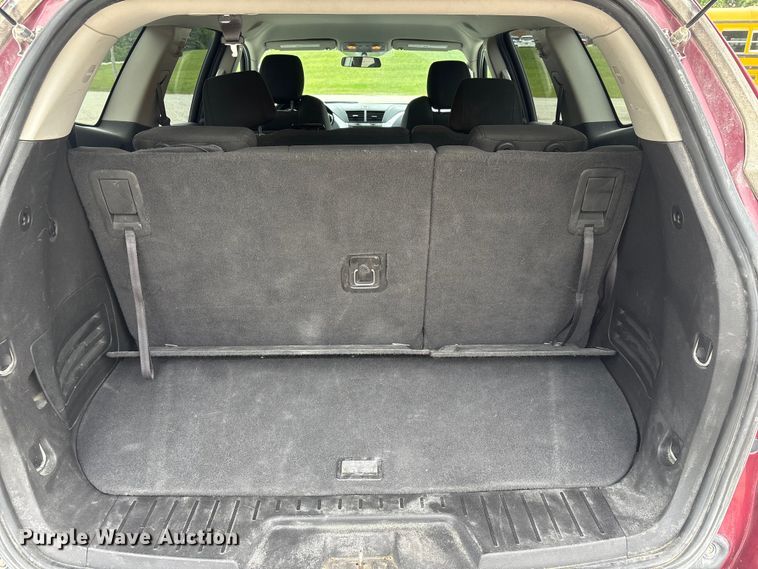 image for item DO5223 2010 Chevrolet Traverse LT SUV