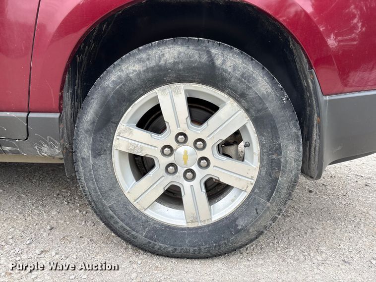 image for item DO5223 2010 Chevrolet Traverse LT SUV
