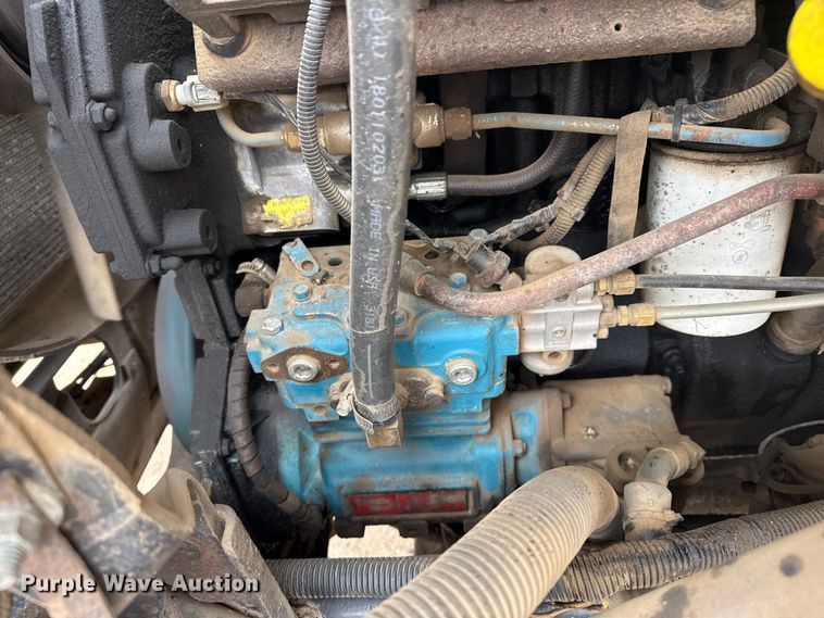 image for item DS6827 2002 International 2554 dump truck
