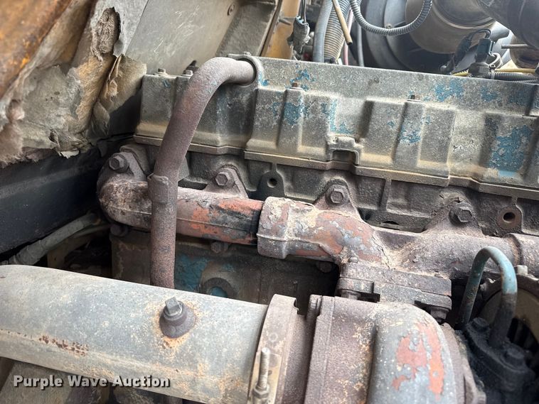 image for item DS6827 2002 International 2554 dump truck