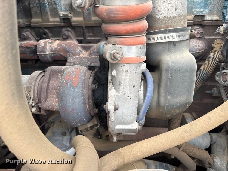 image for item DS6827 2002 International 2554 dump truck