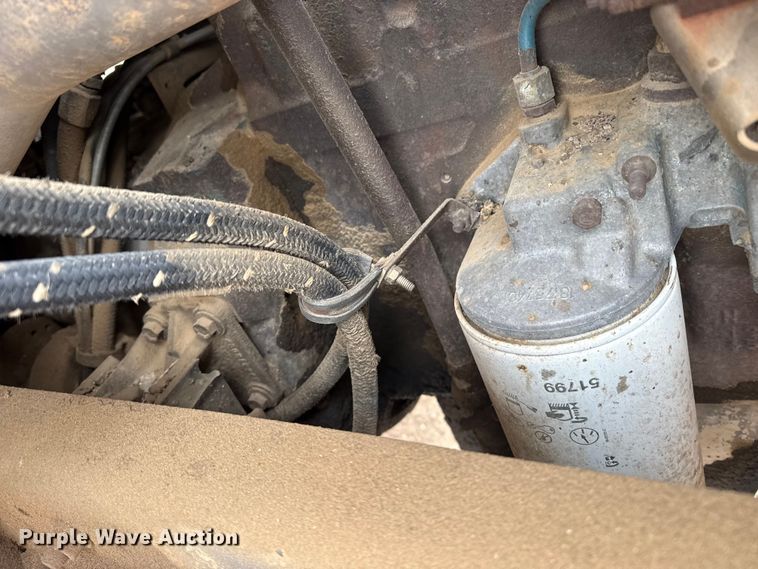 image for item DS6827 2002 International 2554 dump truck