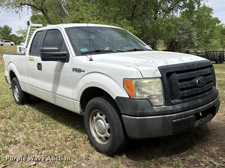 image for item DS6839 2010 Ford F150 Ext. Cab pickup truck