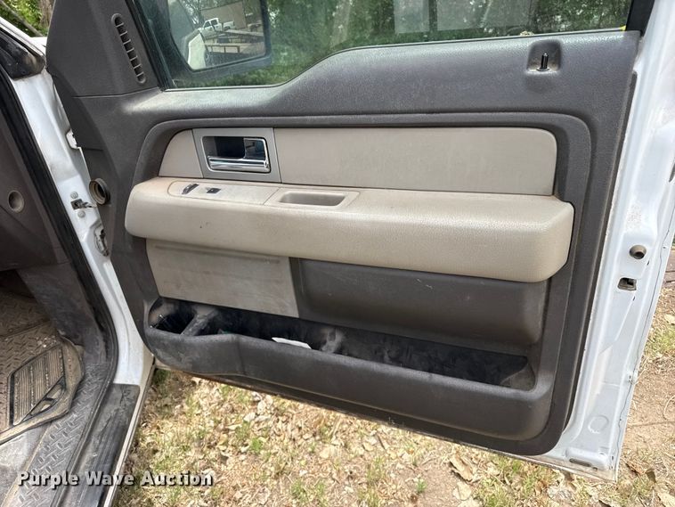 image for item DS6839 2010 Ford F150 Ext. Cab pickup truck