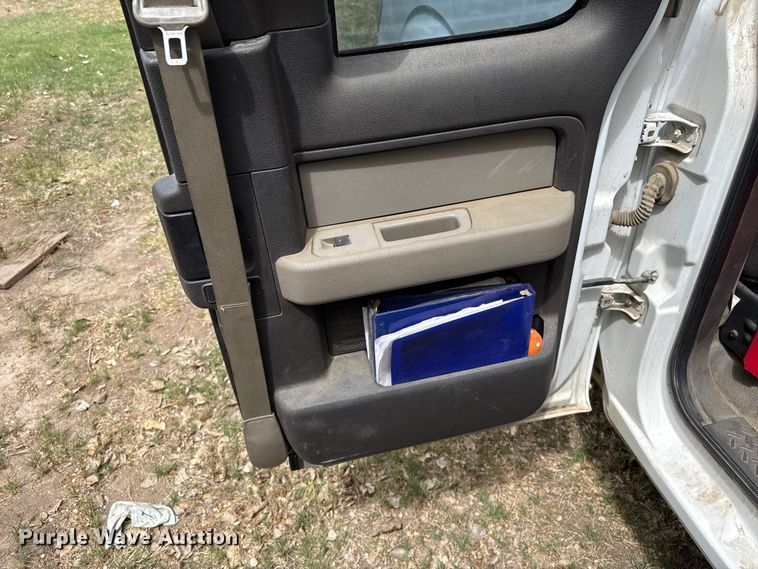 image for item DS6839 2010 Ford F150 Ext. Cab pickup truck