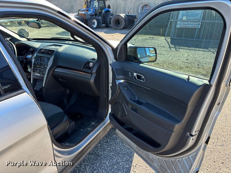 image for item DU0347 2015 Ford Explorer Police Interceptor SUV