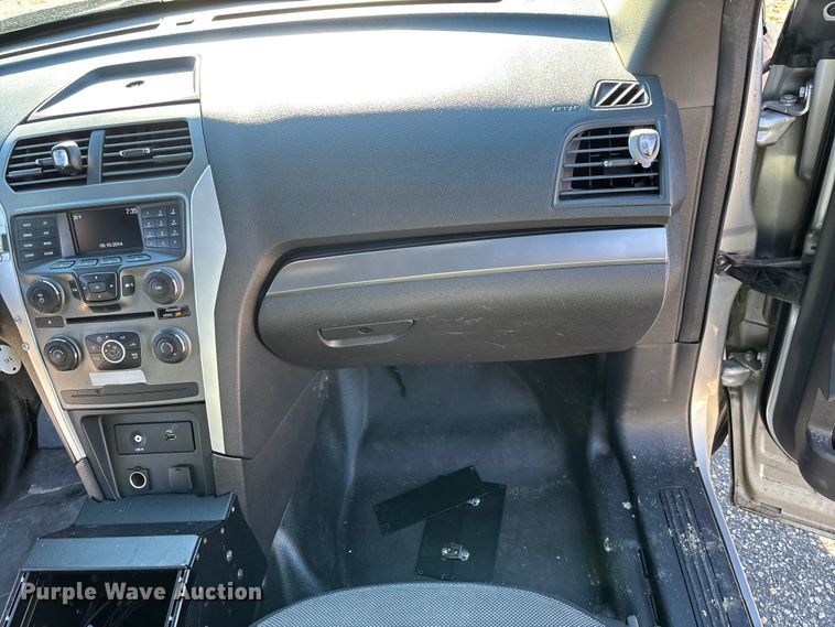 image for item DU0347 2015 Ford Explorer Police Interceptor SUV