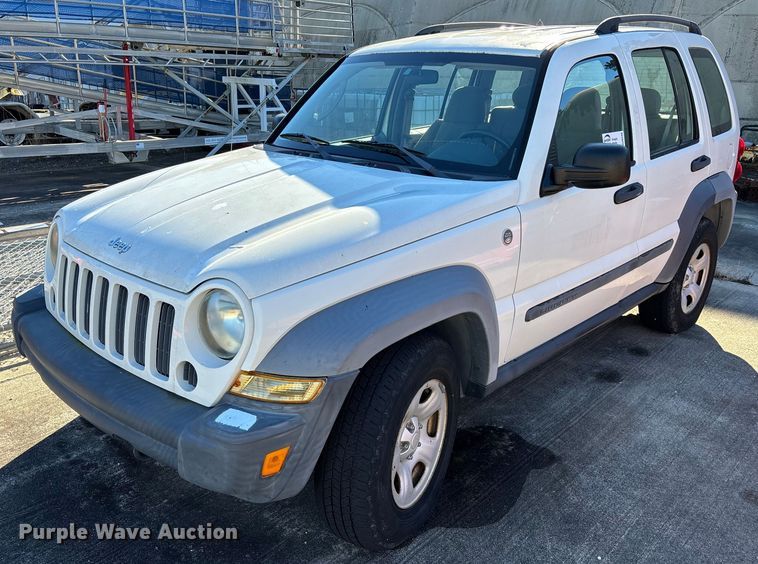 image for item DU0348 2006 Jeep Liberty SUV