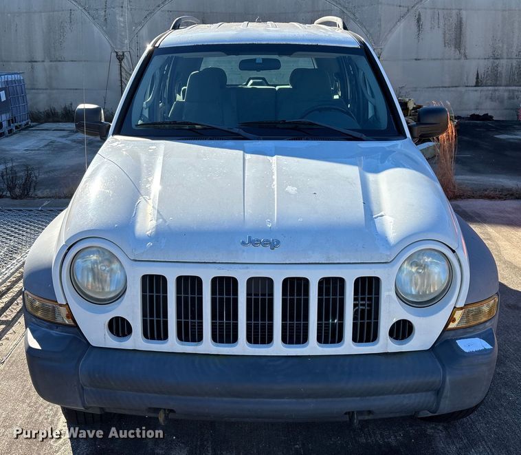 image for item DU0348 2006 Jeep Liberty SUV