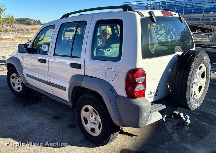 image for item DU0348 2006 Jeep Liberty SUV