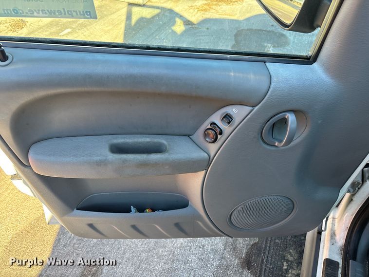 image for item DU0348 2006 Jeep Liberty SUV
