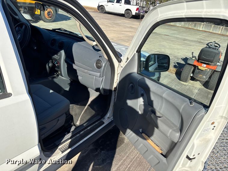 image for item DU0348 2006 Jeep Liberty SUV