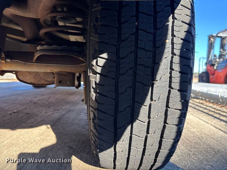 image for item DU0348 2006 Jeep Liberty SUV