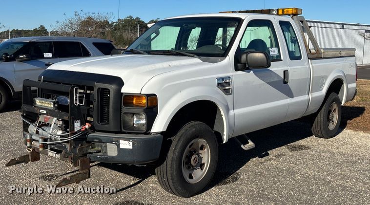 2008 Ford F250 Super Duty XL Ext. Cab pickup truck